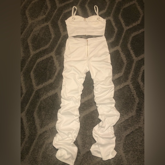 NWOT ALL WHITE 2-PIECE STACKED JUMPSUIT - Picture 5 of 9